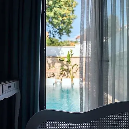 Chloe Alacati Otel